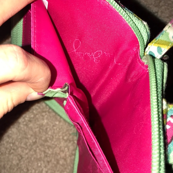VERA BRADLEY phone wallet - Picture 4 of 4